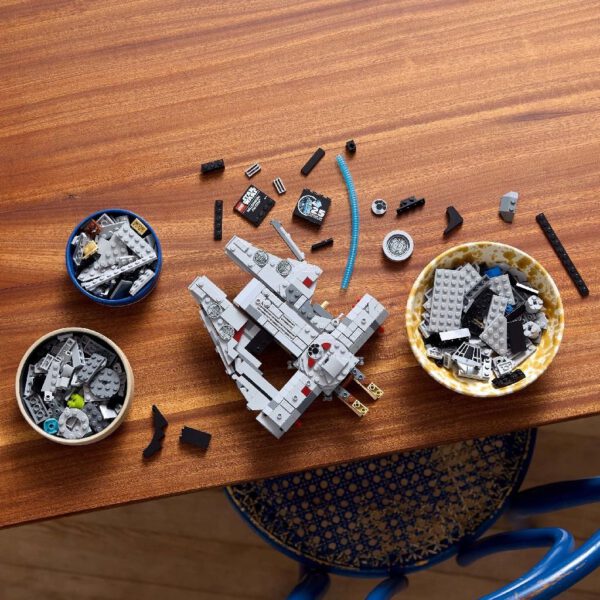 Lego Star Wars 75375 Millennium Falcon - Afbeelding 4